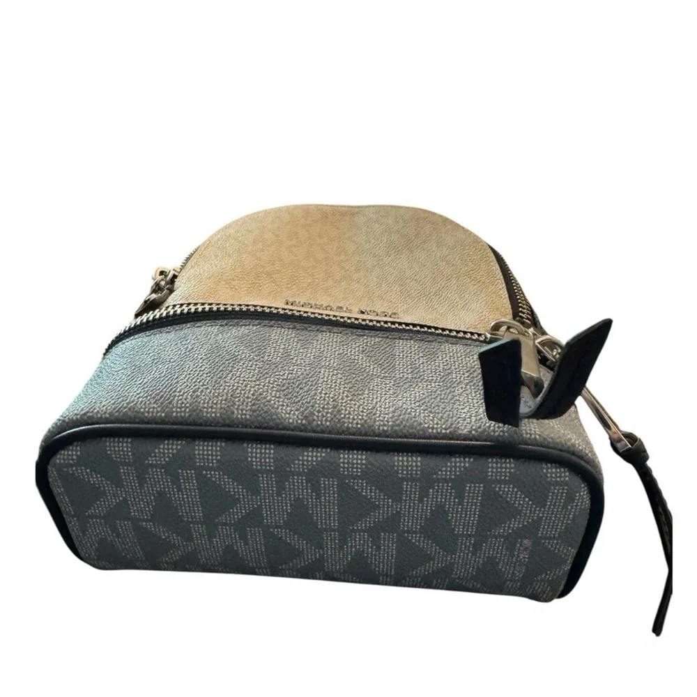 Michael Kors Rhea Color Block Logo Mini Backpack Blue - Picture 2 of 8